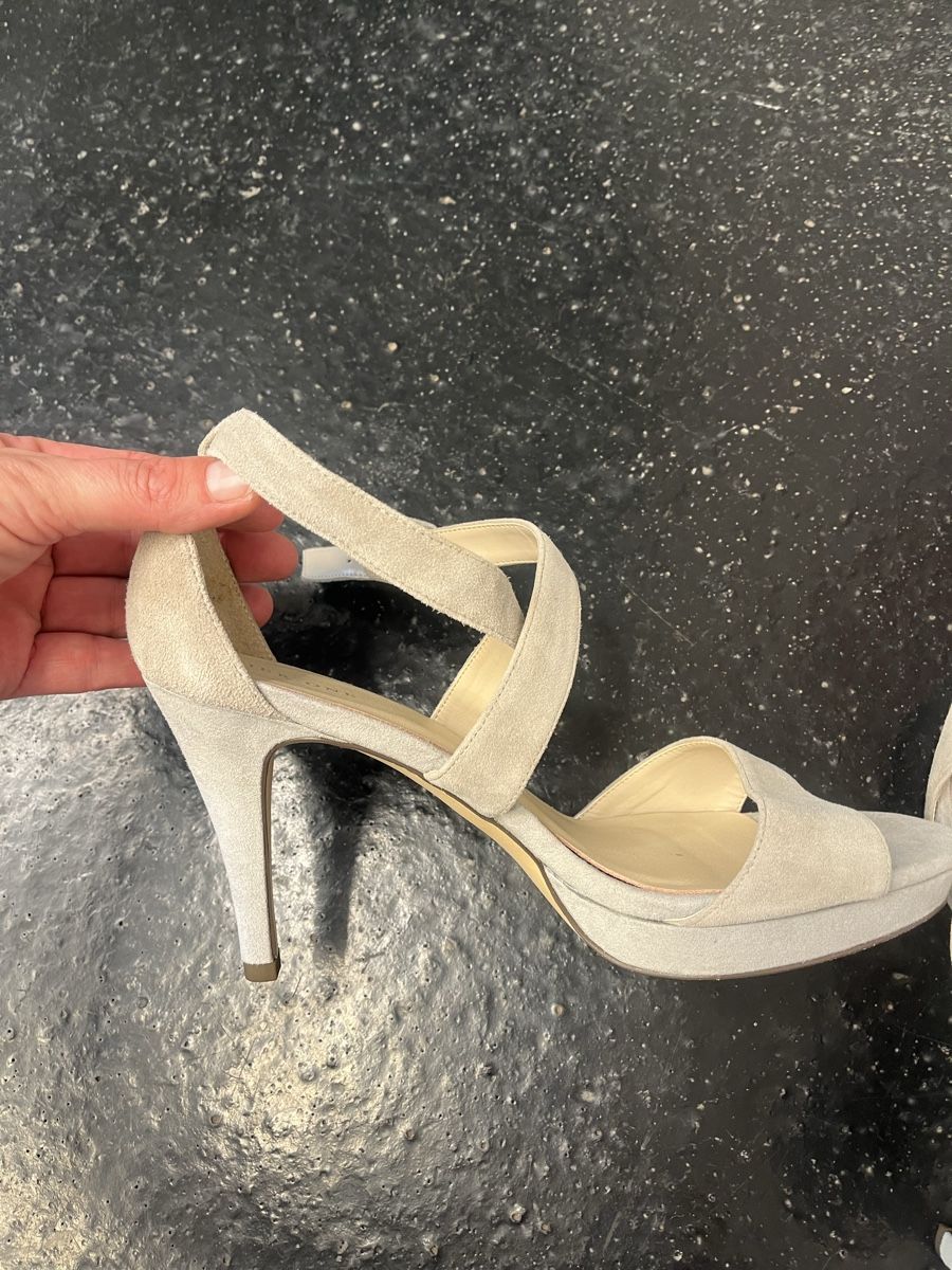 Chaussures femmes: High Heels Wildleder Gr.42 – D'occasion à Bern par Lena_a_B 2