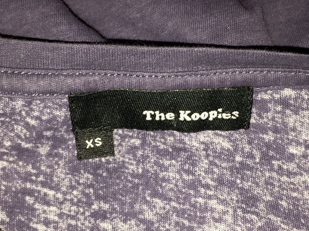 Kooples T-shirt: T-Shirt THE KOOPLES    Taille / Grosse XS...... – Usato da Cossonay-ville venduto da Super-Price-Quality 9