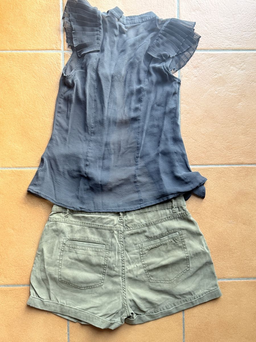 Kleiderpakete: Camicetta e pantaloncini taglia S/36 usati – Gebraucht aus Bellinzona von bul_mvy5 2