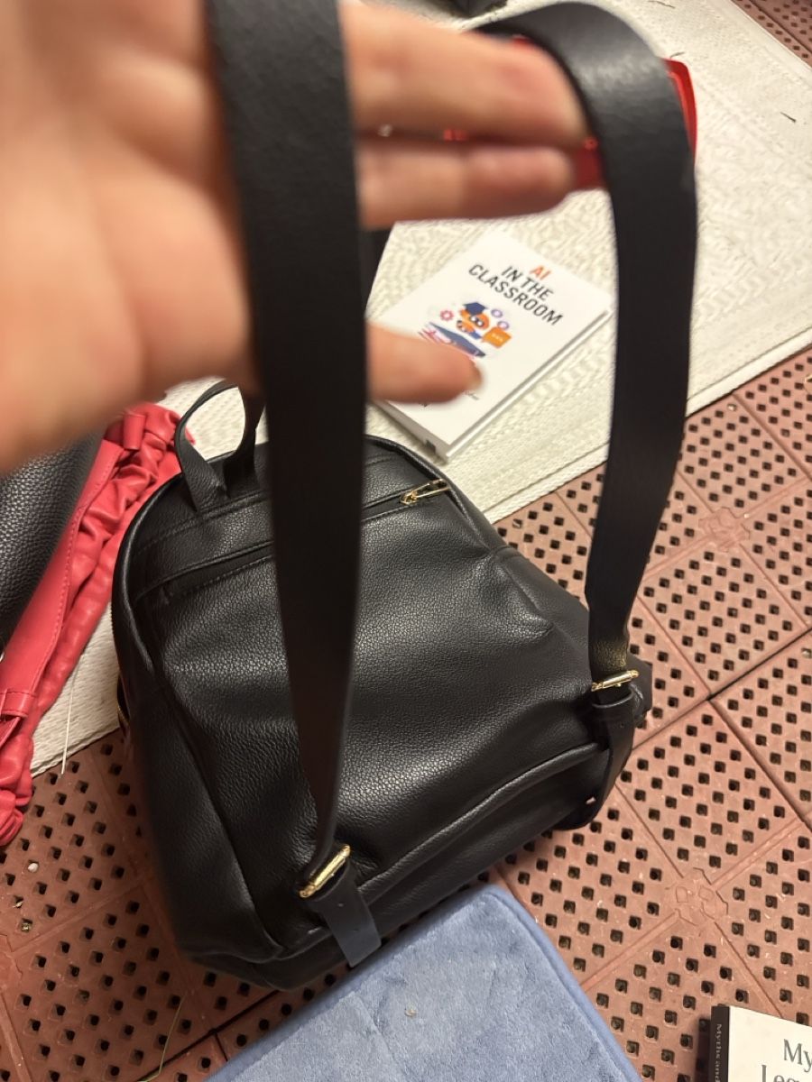Rucksäcke: Damen Rucksack schwarz neuwertig – Neu (gemäss Beschreibung) aus Zürich von Belisimo 4
