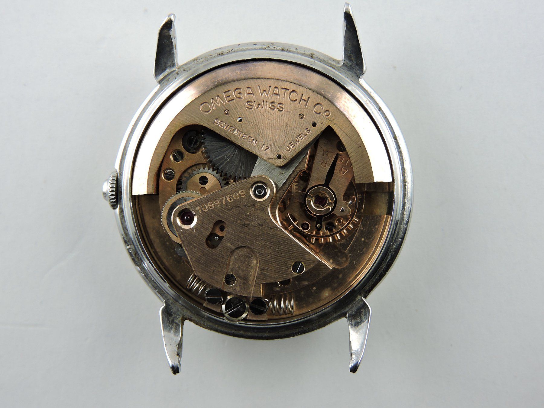 Omega Orologi: 1946 Omega Automatic 2445-1 - Serviced Bumper Movement – Usato da Bern venduto da Vintage-Oyster 9