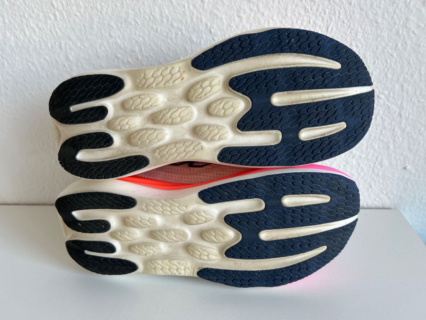 New Balance Scarpe da uomo: New Balance 1080 V15 – Usato da Wiezikon b. Sirnach venduto da Blumi6 2