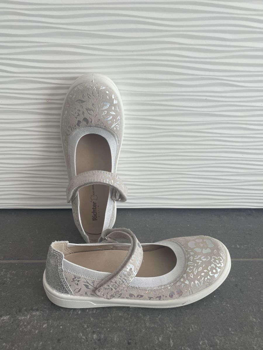 Scarpe per ragazze: Richter Ballerina Gr. 30 – Nuovo e nell'imballaggio originale da Embrach venduto da SweetLotus88