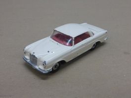 Corgi Toys Mercedes-Benz 220 SE Coupe gebraucht weiss
