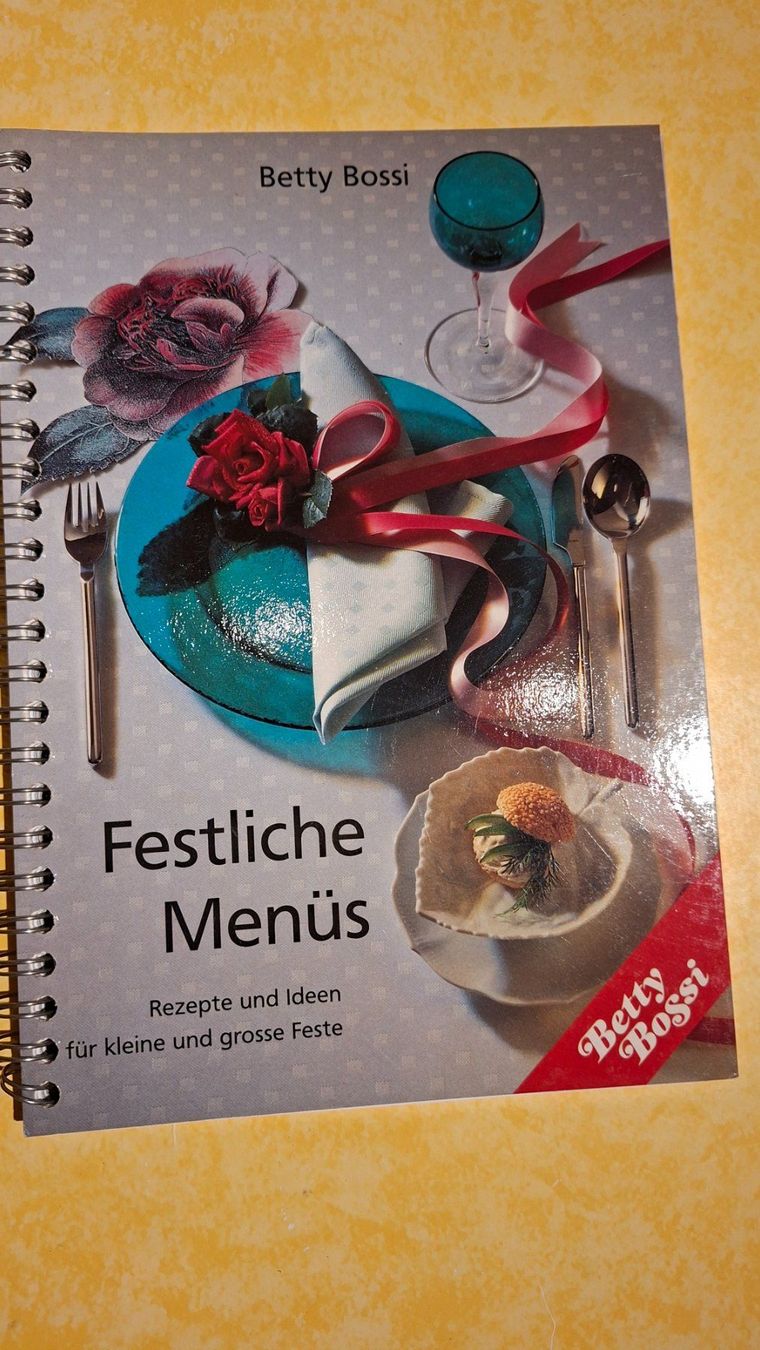 Libri: Buch Festliche Menüs – Usato da Bretzwil venduto da eri_2gck