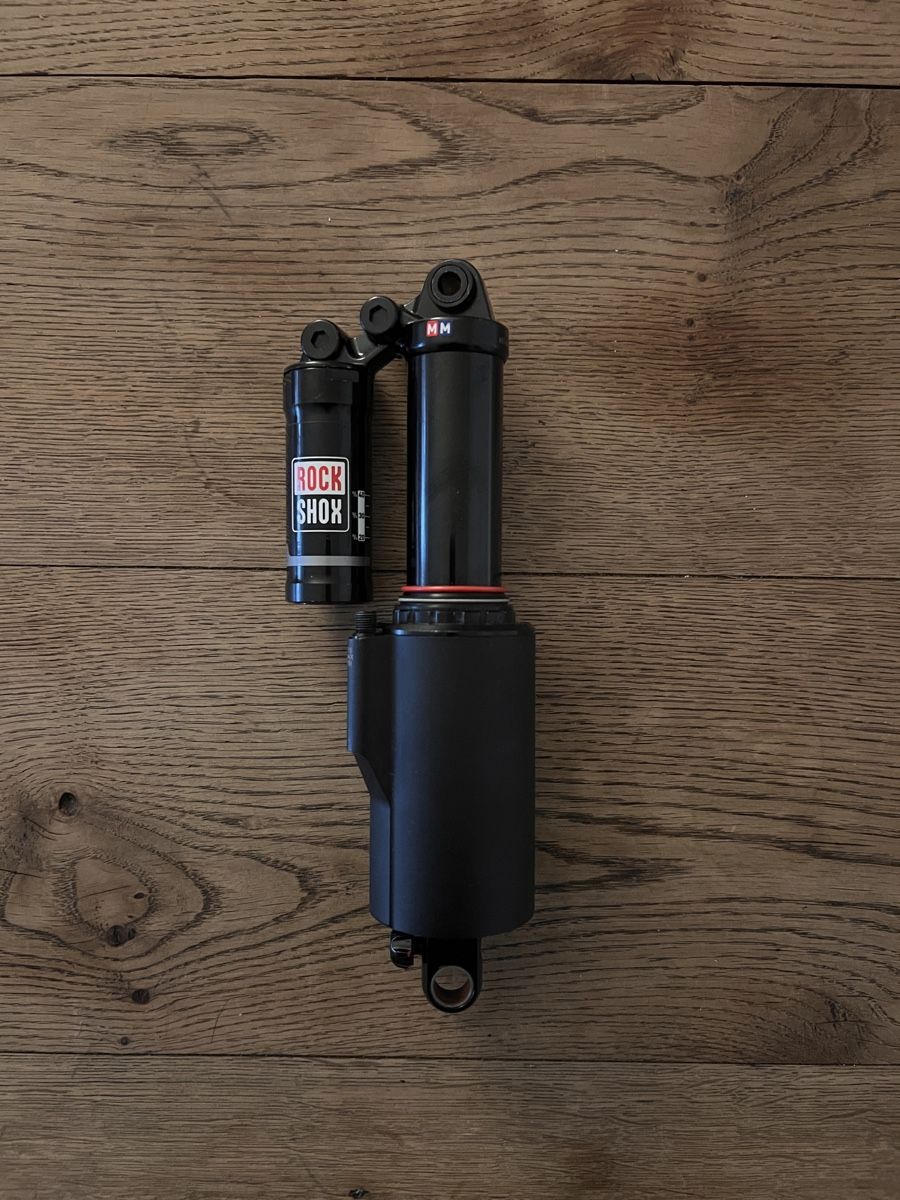 Rockshox Pezzi di ricambio: Rockshox Vivid Air 240x76 – Usato da Bern venduto da Dnruben