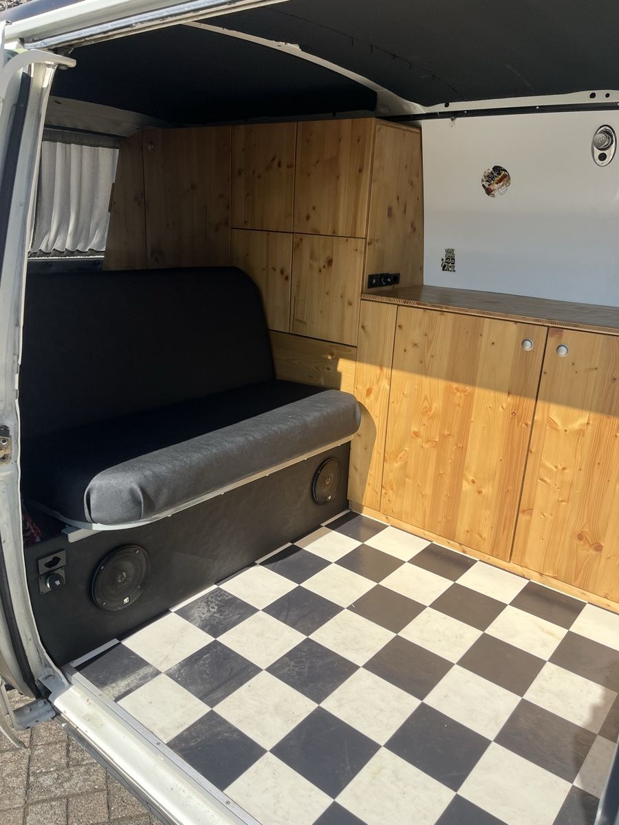 VW Autos: VW Bus T3 – D'occasion à Rechthalten par oberin 5