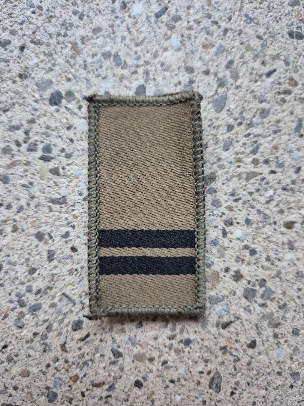 Schweizer Armee Placchette & Badge: *** Gradabzeichen Oberleutnant  mit klett *** – Usato da Riedholz venduto da fr_sIruP