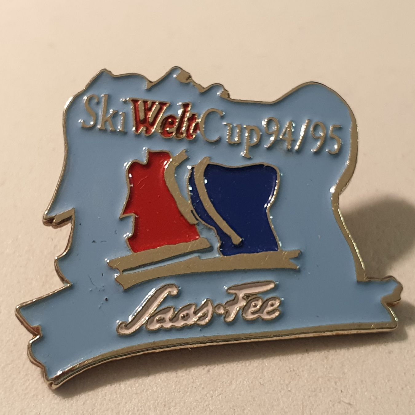Placchette & Badge: AA346 - Pin Ski Welt Cup 1994/95 Saas-Fee – Usato da Reinach BL venduto da Boston-Verkauf