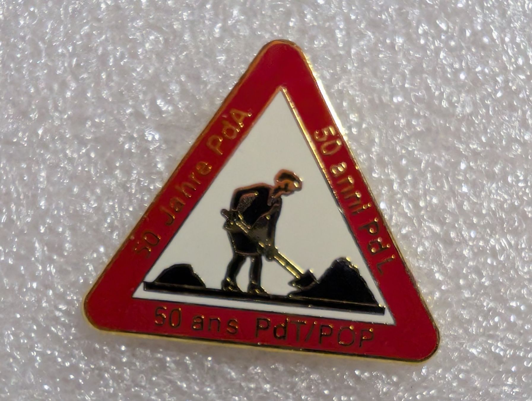 Placchette & Badge: Ansteckpin 274: – Usato da Oppligen venduto da Pin-Fall-Shop