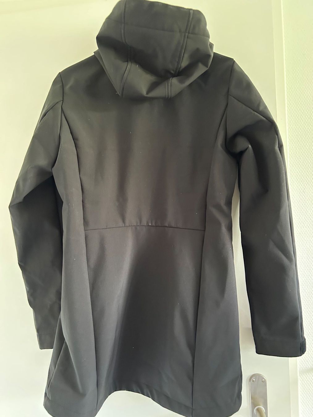 Icepeak Giacche: Schwarze Softshell  IcePeak Jacke, 3/4, G.36 – Nuovo (secondo la descrizione) da Feuerthalen venduto da Anna_Swift 3