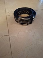 Schöner Ledergürtel mit Muster
