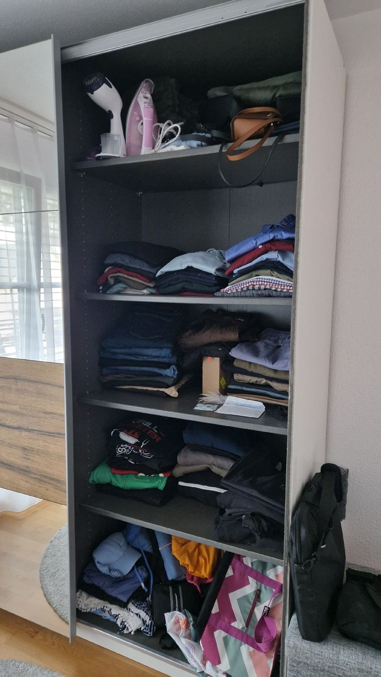 Armadi: Kleiderschrank – Usato da Bubikon venduto da jea_mw2d 1