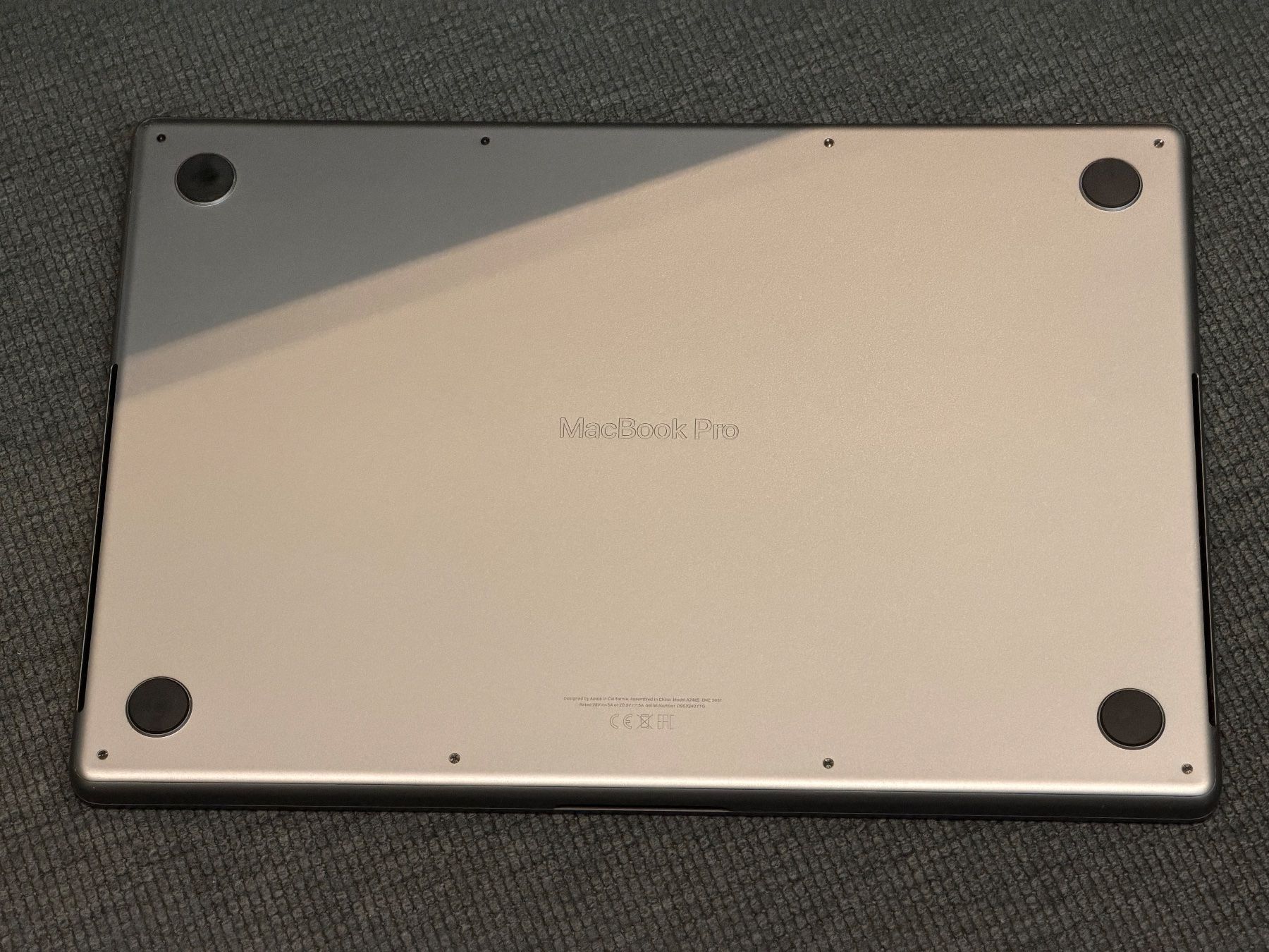 Apple Notebook: MacBook Pro M1 16" Display defekt – Difettoso da Kloten venduto da ric_lg52 1