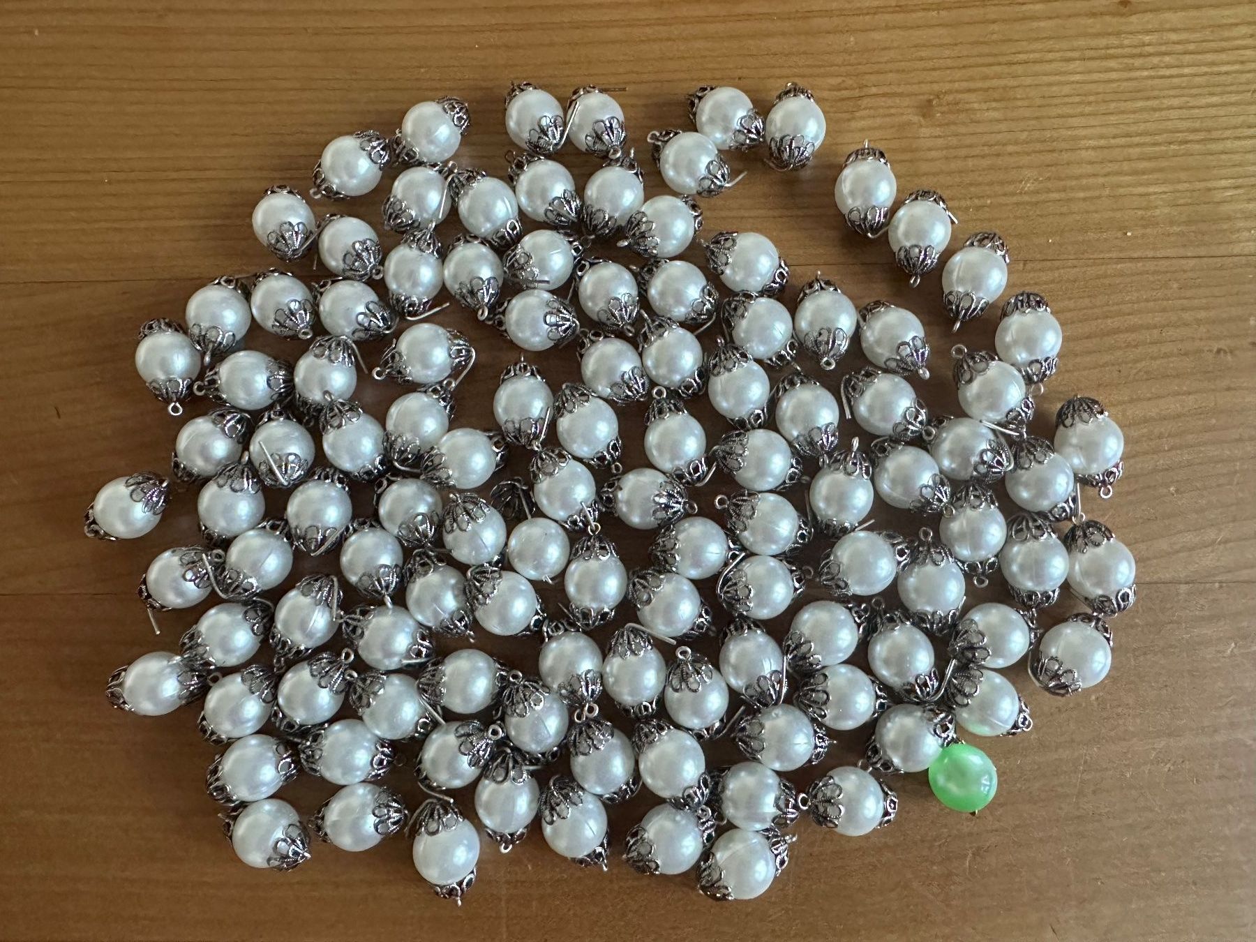 Perle (finte): Bastelperlen – Usato da Bülach venduto da Jubet 5