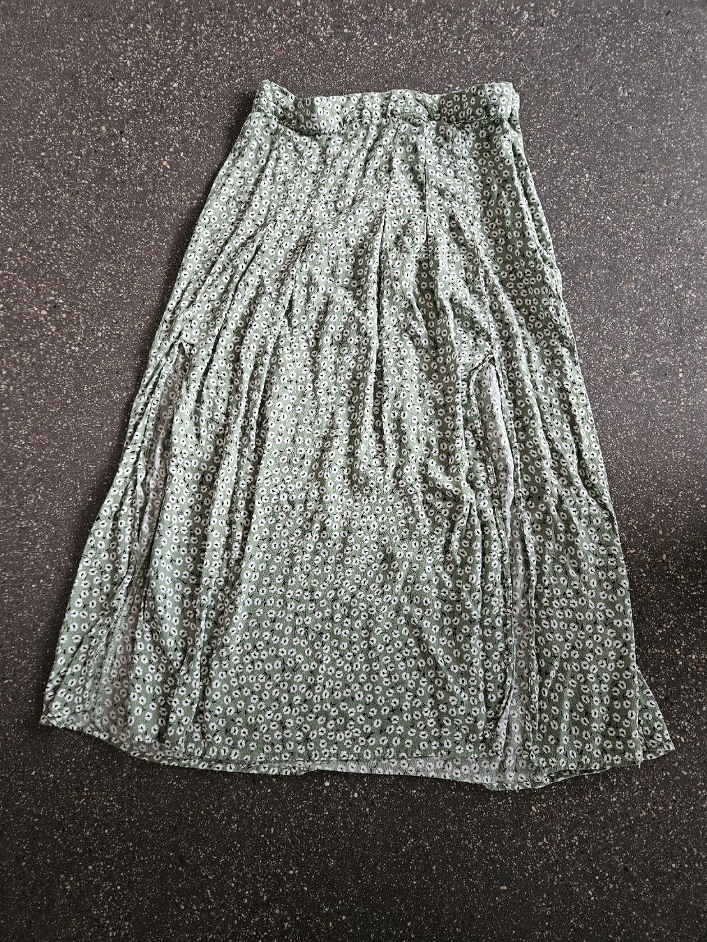 H&M Gonne: Leichte Sommerrock mit Blumenmuster, Gr. 42  – Nuovo (secondo la descrizione) da Anwil venduto da tamoos