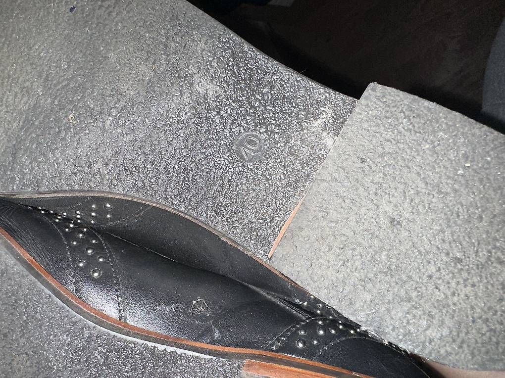Chaussures femmes: Schnürschuhe Damen schwarz Leder Grösse 40 – D'occasion à Zürich par kat_tl7x 3