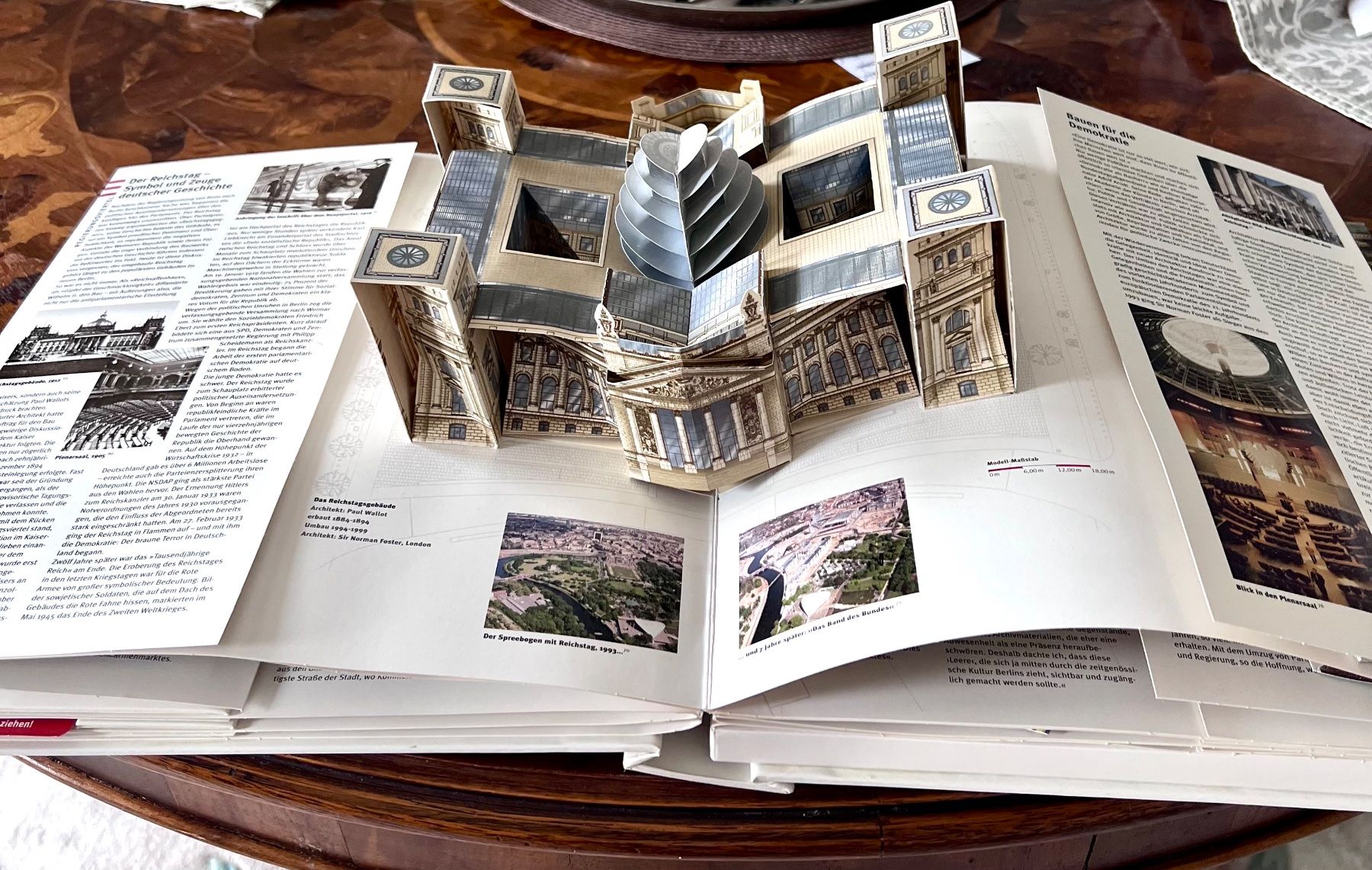 Libri: Buch (Leporello) – Usato da Bülach venduto da jr9_7jrr 3