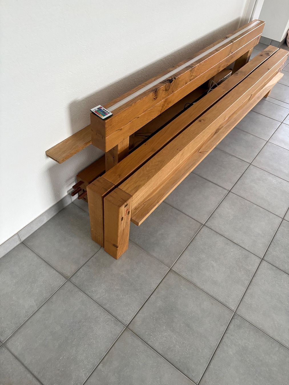 Letti: Eichen Massiv-Holz-Doppelbett 180x200cm – Usato da Tuggen venduto da ADI599 4