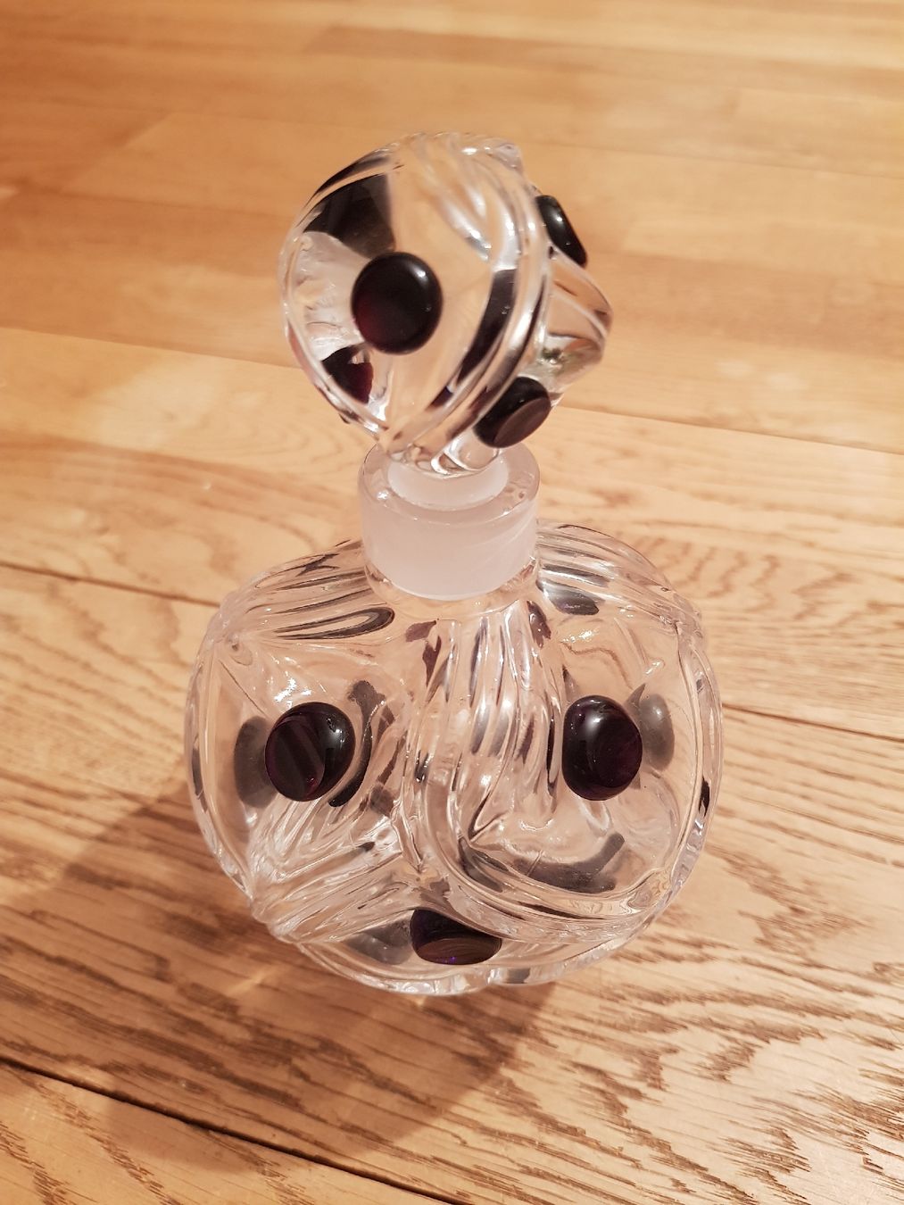 Lalique Caraffe: Karaffen-Set von Lalique Paris – Nuovo e nell'imballaggio originale da Bern venduto da Sunset91