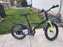 16 Zoll B-Twin Fahrrad (Dark Hero)