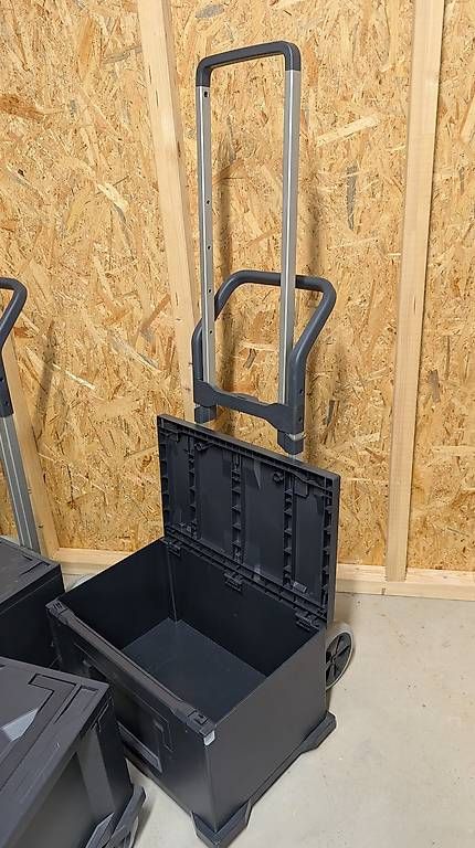 Casse di trasporto: Lagerverkauf  Transport-  & Lagerboxen Set  mit Rollsystem – Usato da Elsau venduto da Body 1