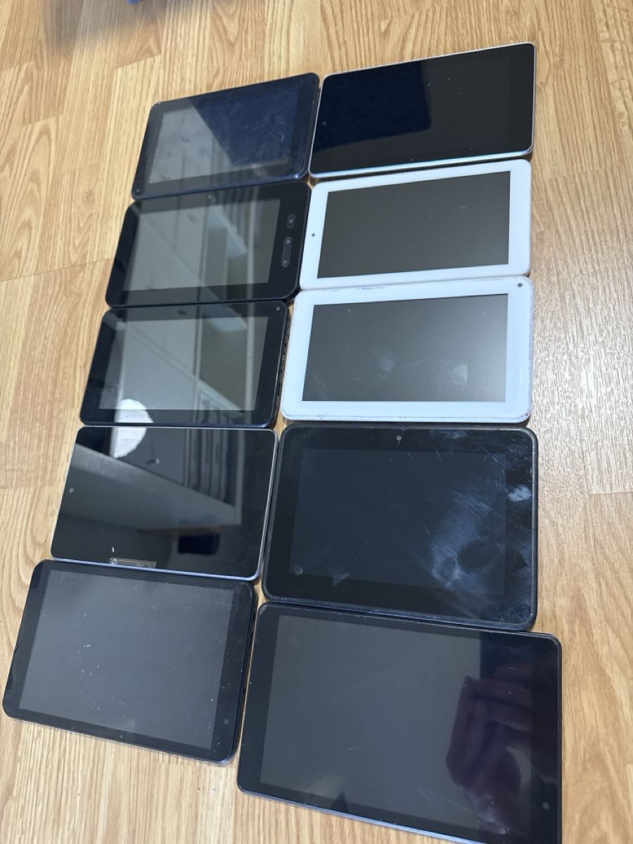 Tablet PC: 10 Tablet Mix different sizes  – Difettoso da Riehen venduto da Top-Quality 3