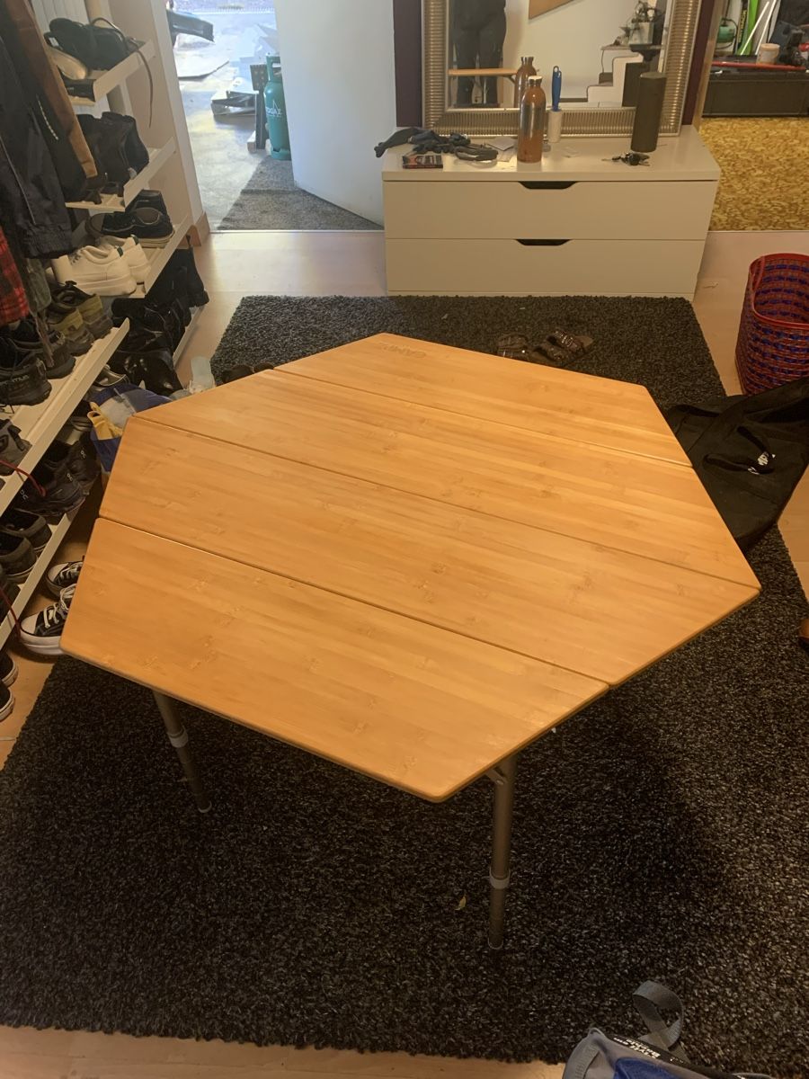 Tavoli: Campz Hexa Campingtisch Bambus – Usato da Lupsingen venduto da rah_72cd