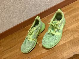 Nike Schuhe Größe 40