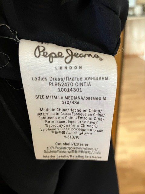 Pepe Jeans Kleider: Très belle robe Pepe Jeans - taille M – Gebraucht aus Les Ponts-de-Martel von Jolisa 9