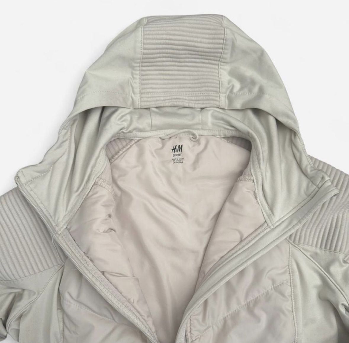 H&M Giacche: hiking jacket – Nuovo (secondo la descrizione) da Rütihof venduto da mya_we 1