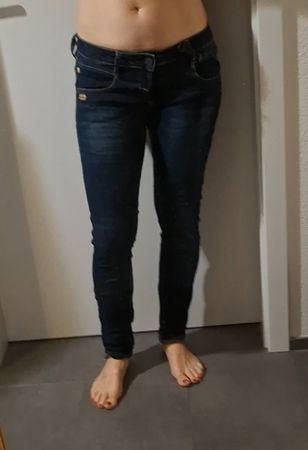 Damen Jeans Gang Nena Modell dunkelblau Grösse 29 gebraucht