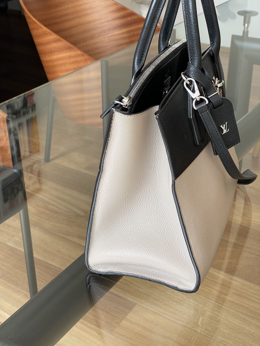Louis Vuitton Sacs femmes: Authentic Louis Vuitton city Steamer. Old version! – Neuf (Voir description) à Cologny par Jul_ez 3