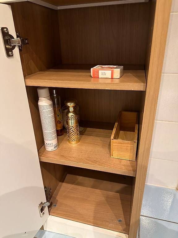 Armadietti a specchio: Meubles de salles de bain  – Usato da Preverenges venduto da mih_vqg5 2