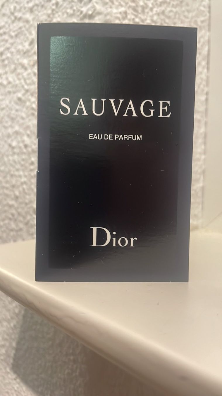 Dior Profumi & Eau de Toilette: Dior Sauvage Eau de Parfum – Nuovo e nell'imballaggio originale da Flums venduto da Inna77 1