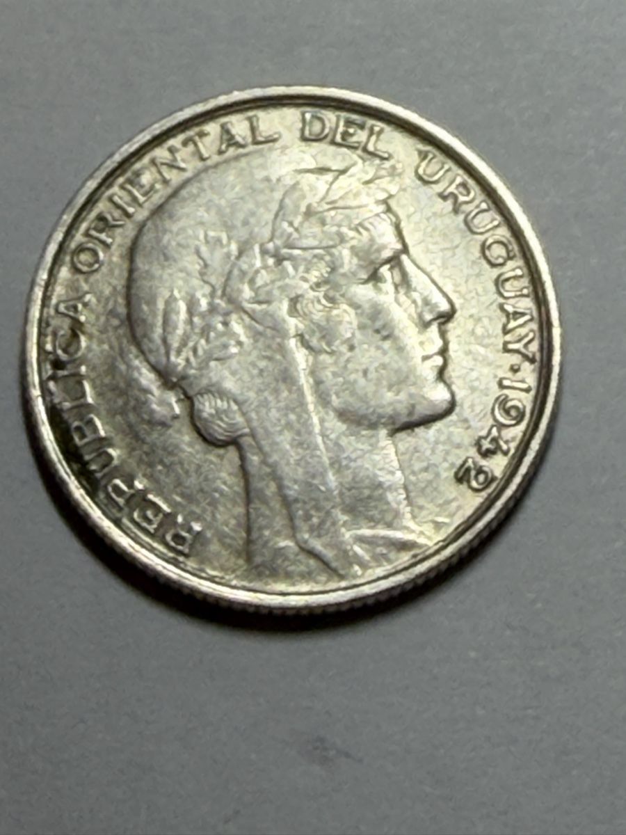 Tutti le monete: Uruguay - 20 centimes - 1942 - AG  – Usato da Payerne venduto da Mike1682 1