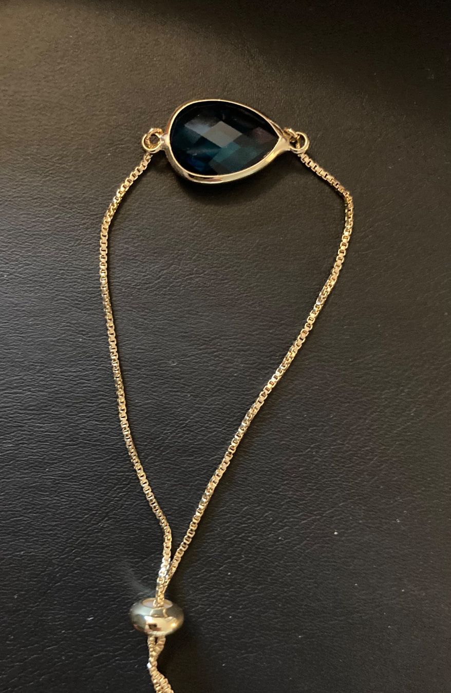 Bracciali & Braccialetti: Bracelet doré avec cabochon en verre  bleu – Usato da Genève venduto da ct_fqr8