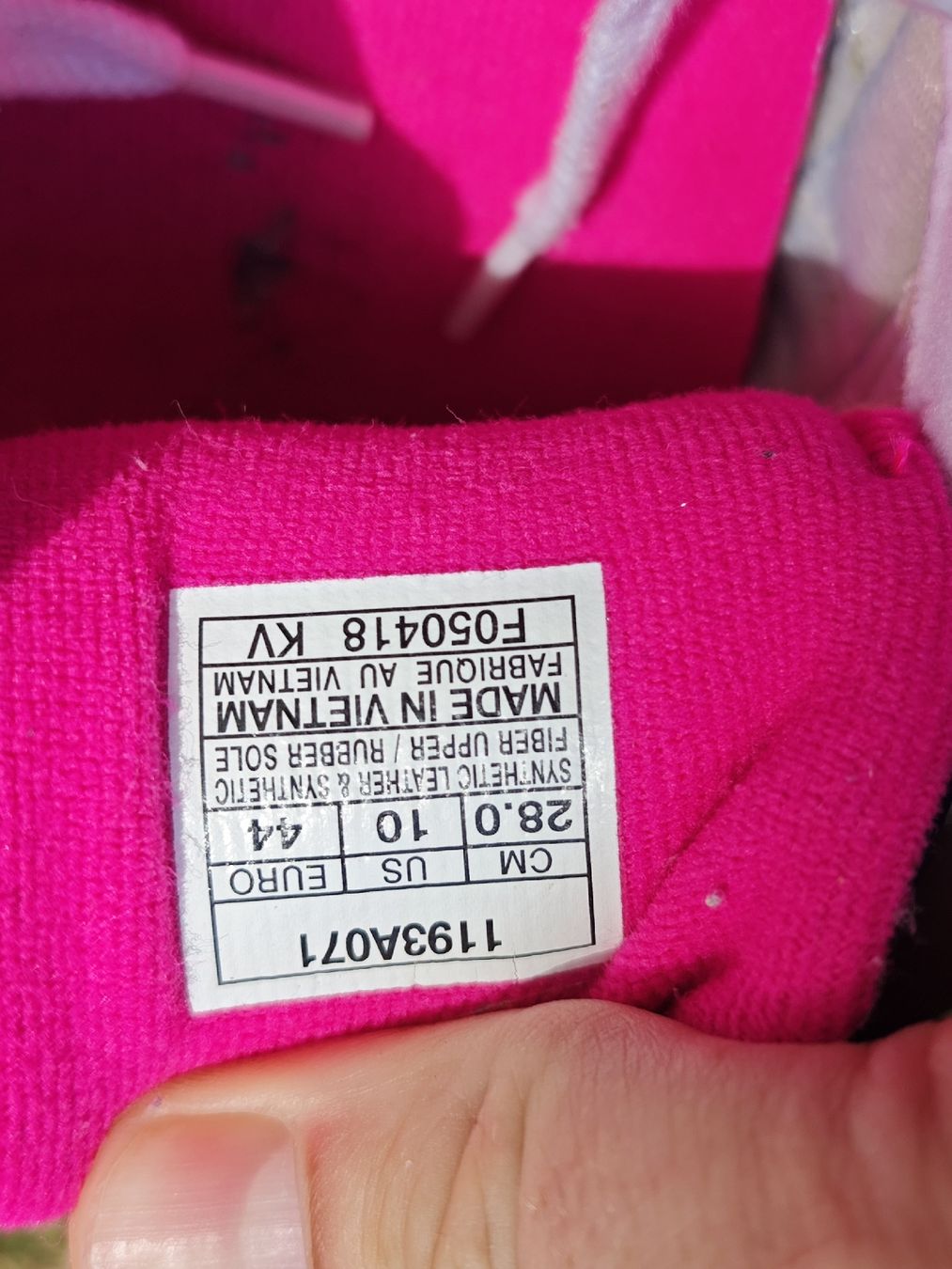 Asics Herrenschuhe: Asics Turnschuh gebraucht Groesse 44 – Gebraucht aus Zürich von Nate33 5