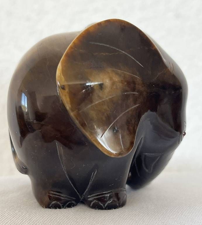 Statuette: Handgeschnitzter Elefant aus Tigerauge – Usato da Roggwil TG venduto da zauber2068 1
