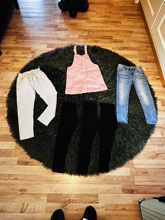Mädchen Kleiderpaket, Grösse 122 guten Zustand