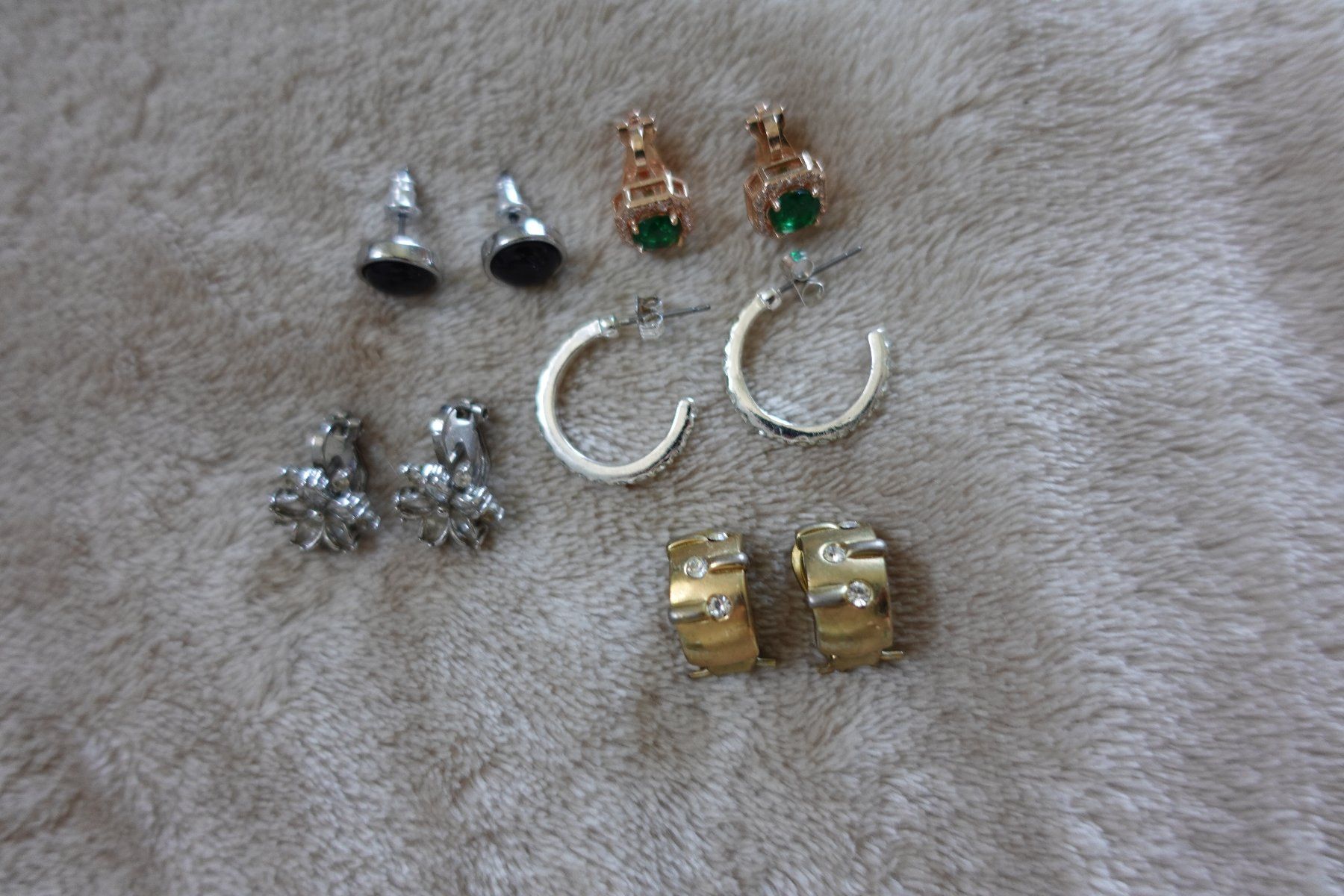 Sonstiger Schmuck: 1 schönes 35 teiliges Modeschmuck Set – Gebraucht aus rorschach von Babsi64 2