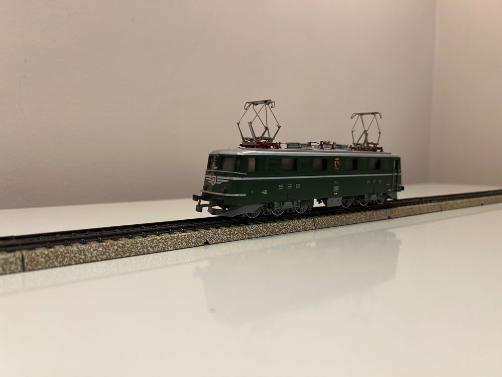 Locomotive électrique verts Märklin pour modélisme