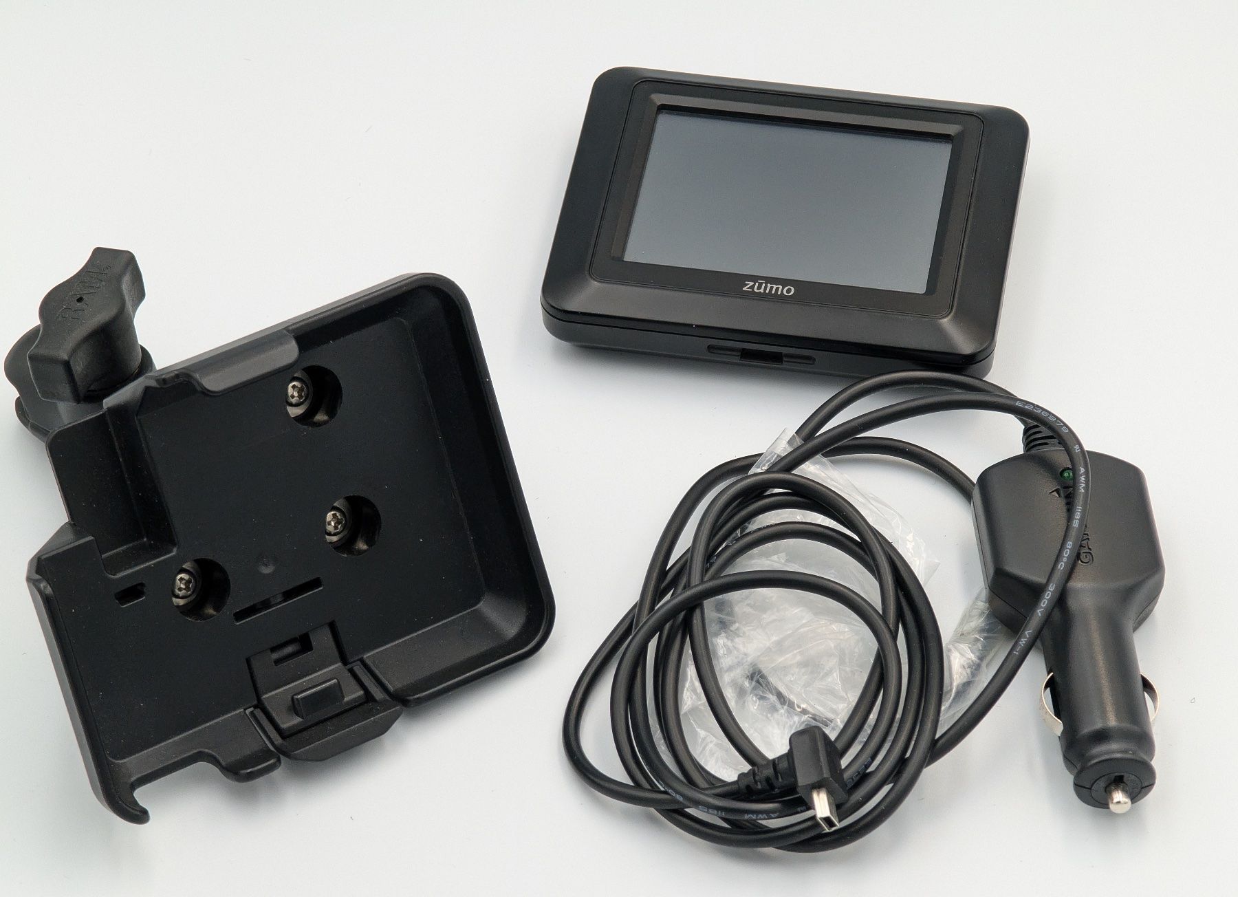 Garmin Navigatori: GARMIN ZUMO 220 pour Moto – Usato da Torny le Grand venduto da cla_w6np 1