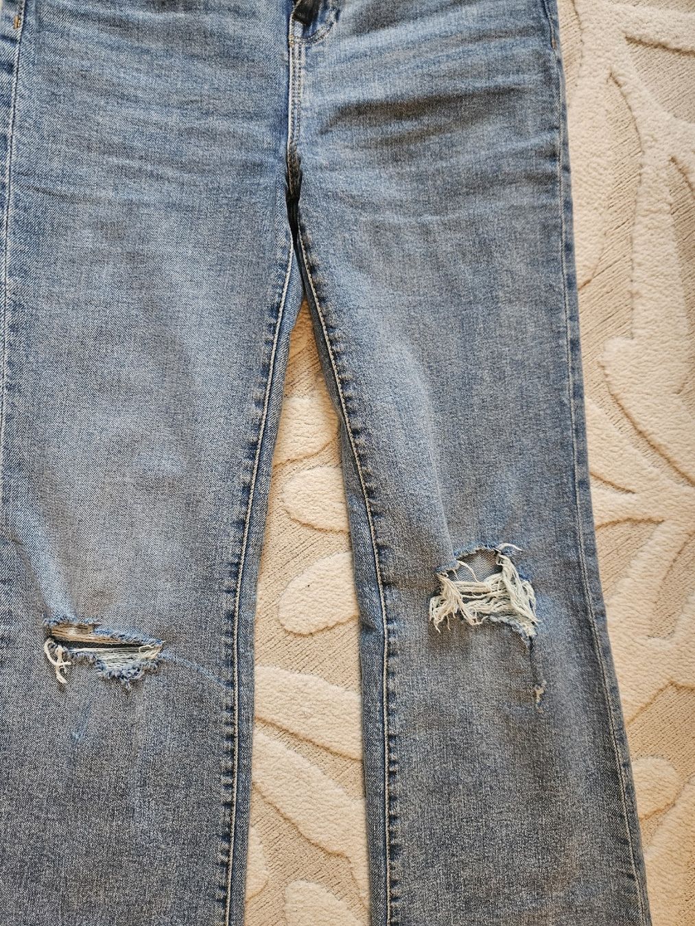 C&A Jeans: Clockhouse Flared high Waist Jeans/Gr 38 – Usato da Baar venduto da BlackCat_13 3