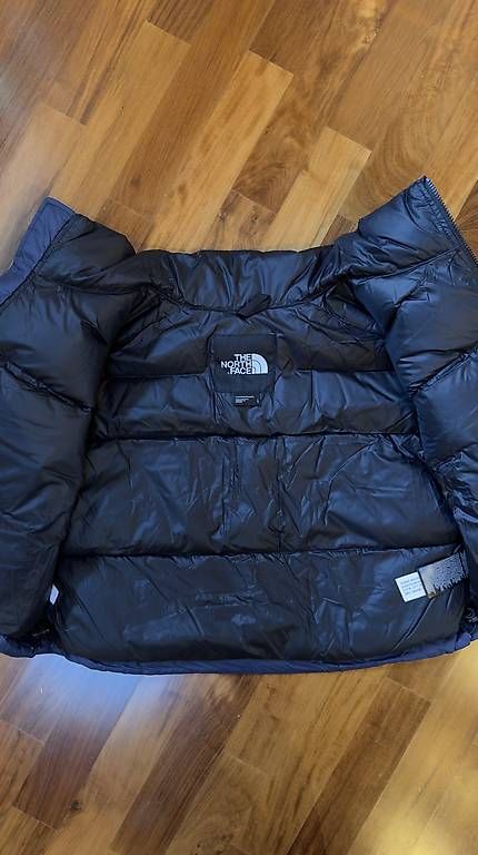 Giacche: Piumino The North Face blu  – Usato da Losone venduto da Mel.10.2 3