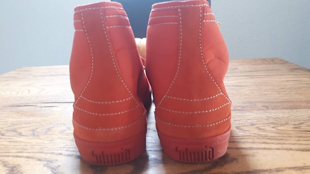 Chaussures hommes: Rote Sneakers – D'occasion à Madiswil par Kwon02 1