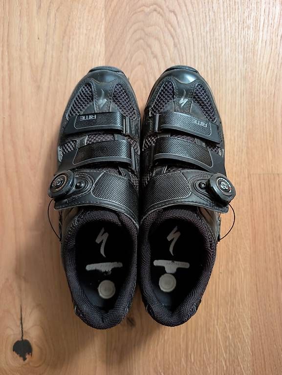 Herrenschuhe: Specialized Rime MTB Schuhe (Gr. 40) – Gebraucht aus Stans von fbn.hnzr