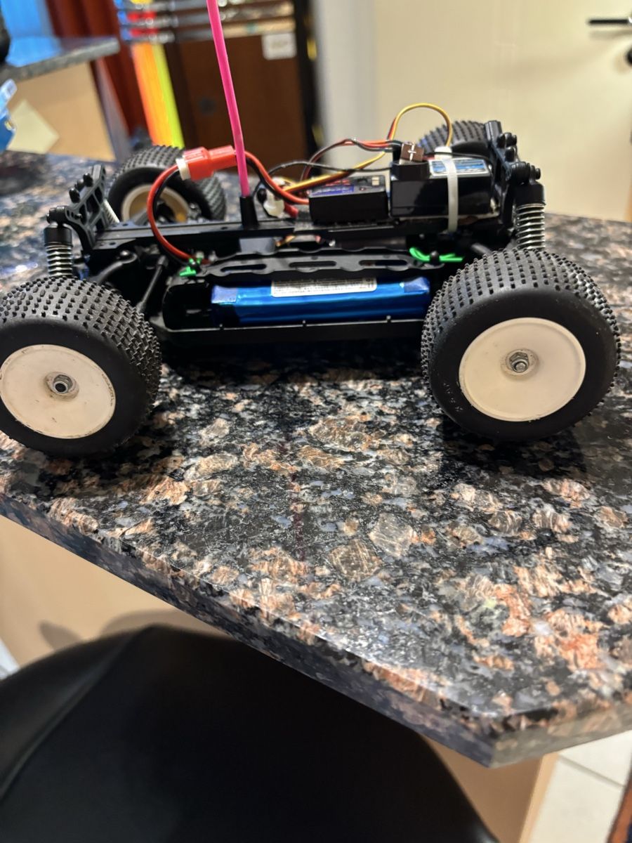 XRay Modellismo RC: RC Rennauto X Ray elektro – Usato da Ballwil venduto da Buggy20 2