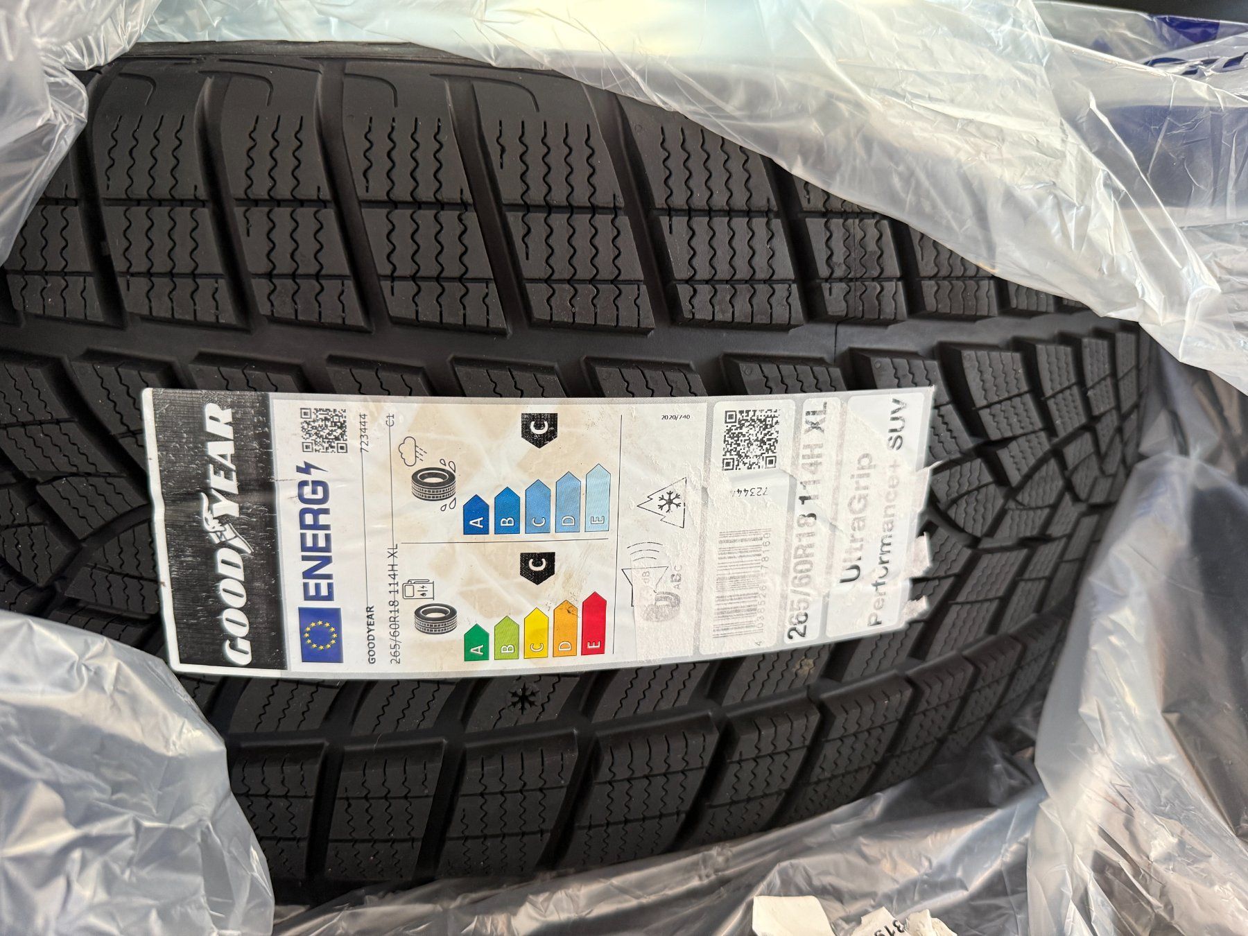 Jeep Automobili: Jeep GrandCherokee CRD – Usato da Geroldswil venduto da garagekleinag 7
