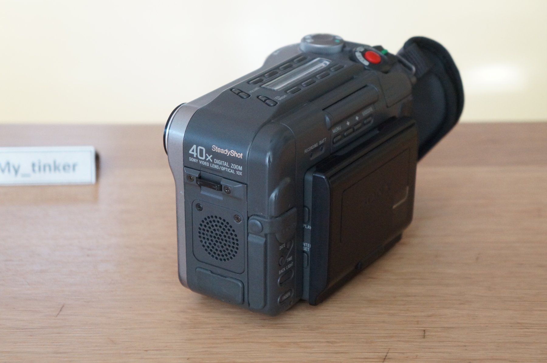 Sony Camcorder: SONY SC55E ... Hi8 Stereo Camcorder ... – Gebraucht aus St.Gallen von  2